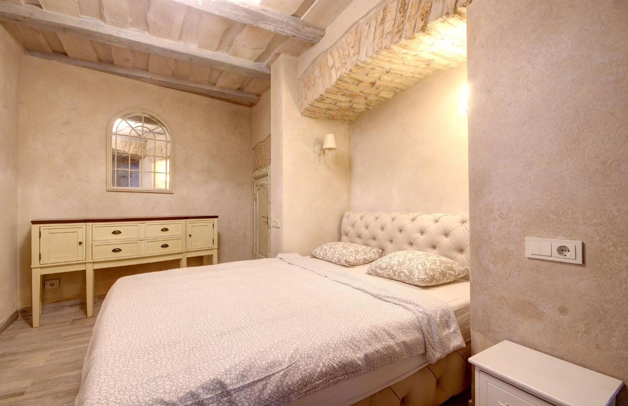 Historical Apartments X Free Parking Self Check In 24X7 By H&H Vilnius Exterior photo